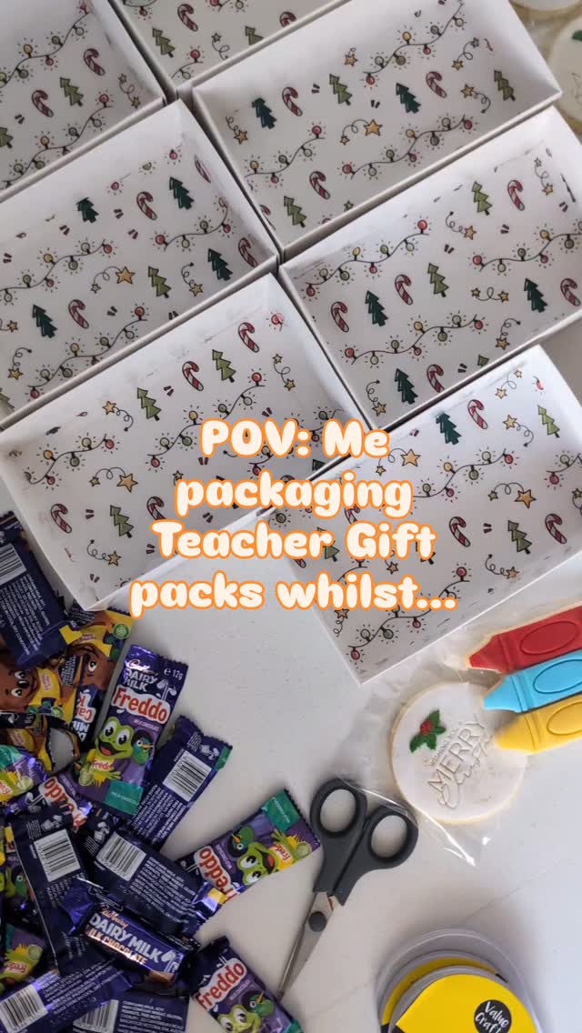 Cookie boxes packed ✔️
Teacher appreciation sorted ✔️
Happy hearts all round🧡🍪
Packaging every cookie box with love because teachers deserve to feel appreciated, not just told✨ Thank you for 2025!
#teachercookies #teachergift #teacherappreciation #sugarcookies