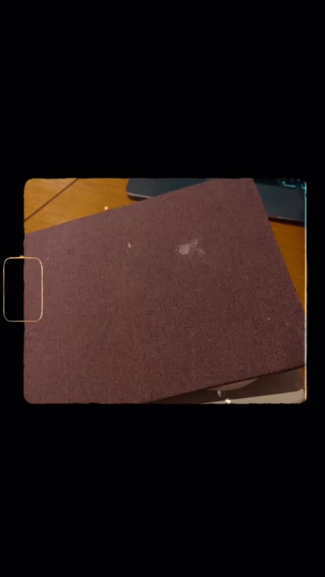 We’re heading towards the season of writing wrong dates in not so wrong places 😅
#whatsthedatetoday #letsputadateonit #letscalendarthat #whatyearisthis #seasongreetings #itsbeginningtolookalotlikechristmas🎄🎁 #newyearnewmistakesonallmydocuments