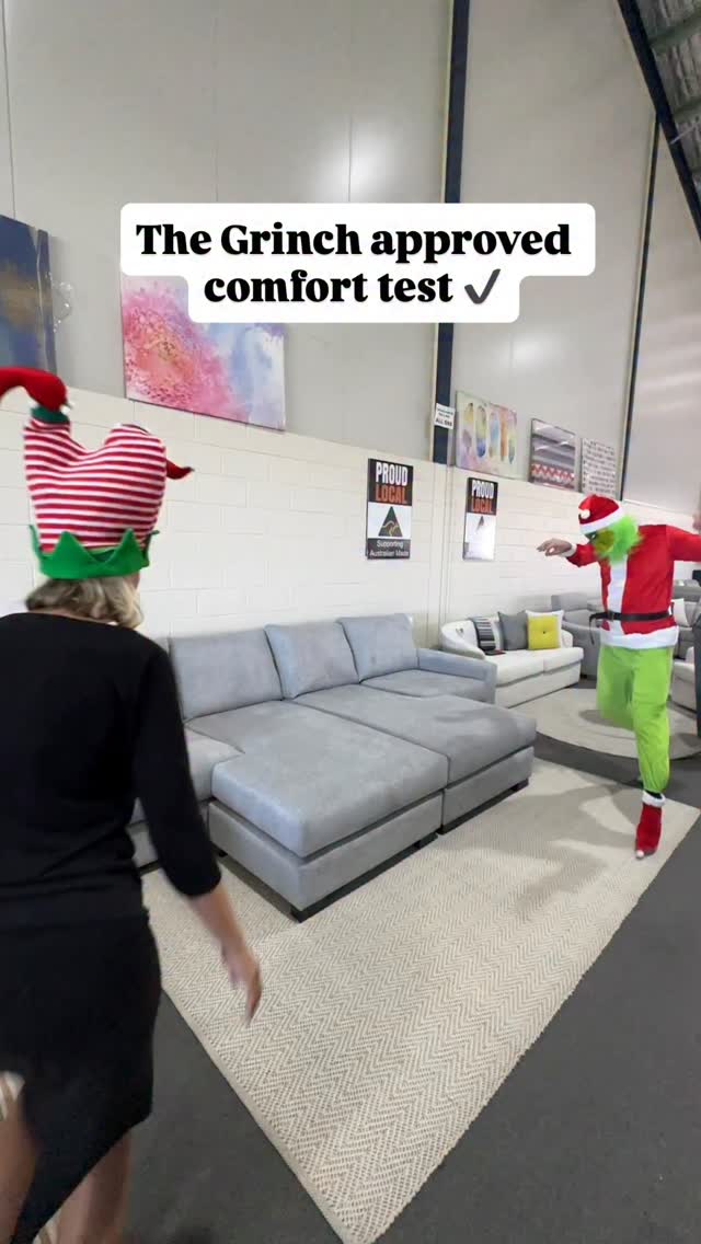 Our Cloud Double Chaise does more than just look good 😎
By day it’s the ultimate place to lounge, by night it easily converts into a comfortable bed — making holiday hosting effortless 🎄☁️
No wonder it’s one of our best sellers @knownforloungessydney
Grinch approved 🙌🏽
#cloudsofa #cloudcouch #homedecor #furniturestore #sofasale