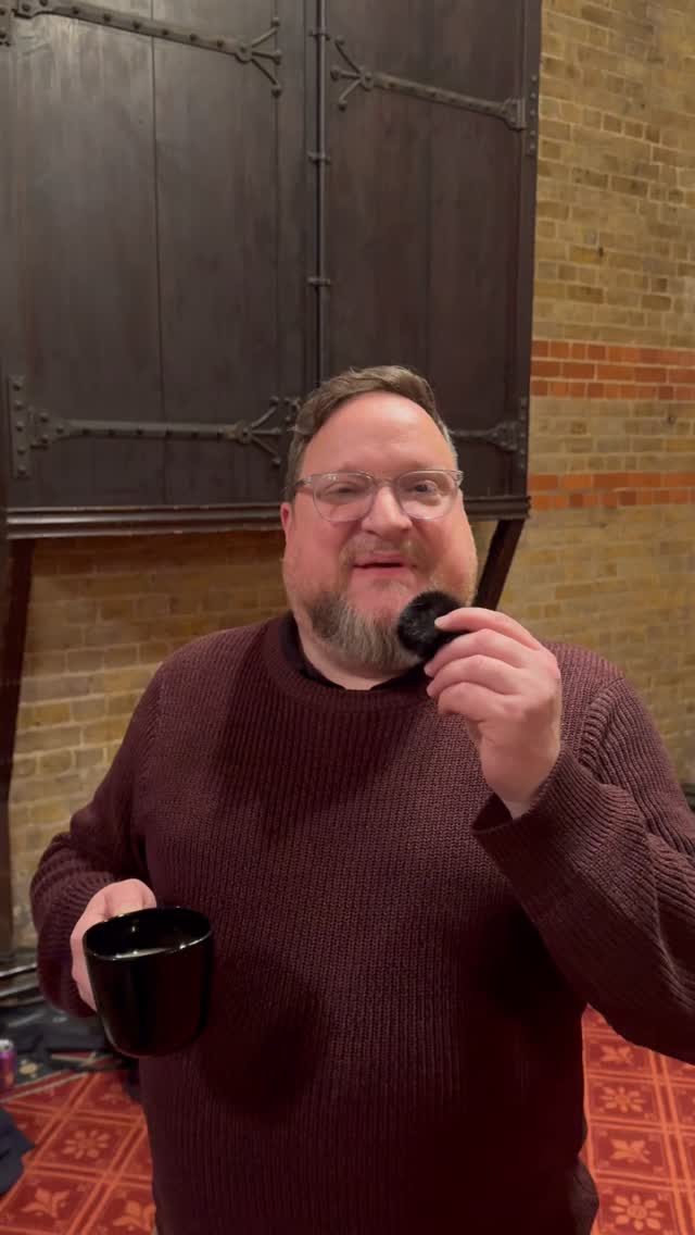 Join us on December 13th for our Christmas concert: the classiest way we could justify being in a warm room with booze🍻 Link to tickets in bio~ 🎟️ 🎟️ 🎟️
.
.
.
.
.
.
#lgsw #londongaysymphonicwinds #londonlgbt #londonlgbtq #londonmusic #londonxmas #londonchristmas #london #queerlondon #uklgbt #christmasinlondon