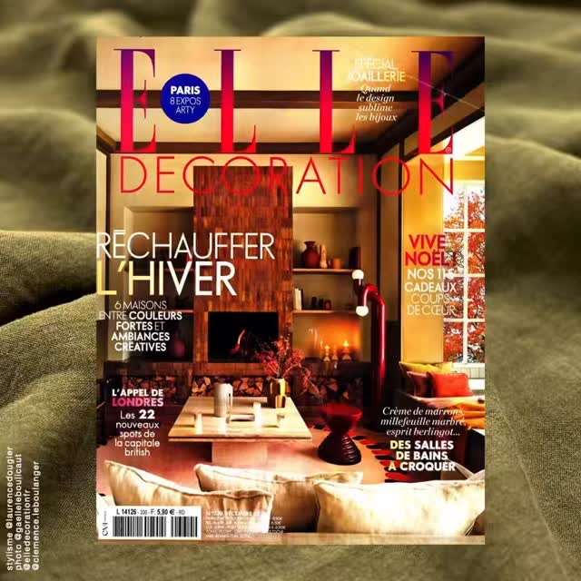 Un reportage à découvrir dans le numéro de décembre du magazine Elle décoration :
Renaissance d’une maison de campagne intemporelle en Normandie par la décoratrice Élodie Nectoux @atelier.elodienectoux
Matières brutes et mélange harmonieux de teintes sourdes dans un esprit familial très chaleureux à l’aube de Noël...
Merci 🙏
@elledecorationfr @danielegerkens @clemence.leboulanger
stylisme @laurencedougier photo @gaelleleboulicaut
Serviettes coloris « ambre » et nappe coloris « kaki » fabriqués en France @couleurchanvre en lin français teinture naturelle sans produits toxiques
Linge de lit en chanvre coloris « Rose des sables » @couleurchanvre
Verres à pied « Swirl wine glass high coloris « ochre » @hkliving
relations presse @vkbpr
#normandie #campagne #couleurchanvre #hkliving #reportage #kaki #ambre #decorationinterieur #decor #decorate #style #decoration