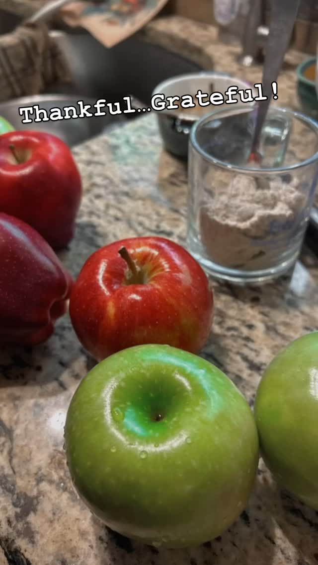 Before and after… although I suppose after it’s not really done yet as the eating has not yet begun. So grateful! So many things. Cheers! #ArtAndEnvironments #HappyThanksgiving #Thankful #SupportLocalArtists.