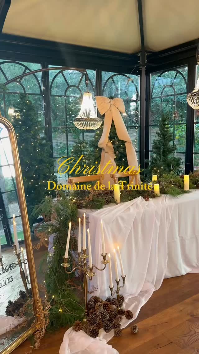 Quand la magie de Noël rencontre l’amour au Domaine de la Trinité 🎄✨
Mathilde & Mathieu 🤍
Lieu @domainetrinite
Wedding Planner @maisongoth
Décoratrices @inspire_evenement
Wedding content creator @bridalstoriz
Photographe @maisongoth
Makeup & Hair Artist @ad.makeup._
Art Floral @l.atelier.demilie
Noeud géant personnalisé @cousettes_davril
Robe de mariée @magicdaycouture
Bride & Groom @mathilde_luce @mattttthieu
Quatuor à cordes @lesarchetssanscible
Costume @clubdelhomme
Pianiste & chanteuse @copellya @veve1780
Location mobilier @le.hangar.location
Location chandeliers @cocotouchdeco
#domainedelatrinite #winterwedding #christmaswedding