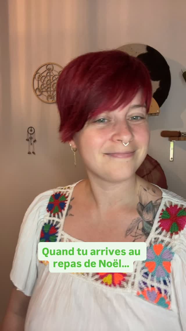 Les repas de famille ne testent pas ta patience.
Ils testent ton ancrage.
Si le regard de ta famille te déstabilise encore,
ce n’est pas un manque de confiance.
C’est une loyauté ancienne gravée dans ton corps.
Dans MurMure, on honore la lignée.
Et on libère ce qui n’a plus à être porté.
Pour que toi — et ton business — puissiez respirer.
Commente MURMURE
et viens te choisir, même à Noël
#BodyMemory #MemoireDuCorps #FemmesLignantes #LiberationFeminine #MemoireCellulaire #MemoireTransgenerationnelle #FemmeSouveraine #PuissanceFeminine #FemmeAncree #FeminiteLibre #JustinePoncet #Vivance #MurMure #Cyclique #breathworkSuisse