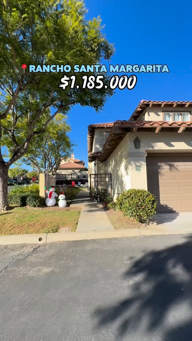 Rancho Santa Margarita doesn’t get the hype it deserves 👀
Great schools, beautiful neighborhoods, and some of the best amenities in South OC!
House Highlights:
3 bed | 2.5 bath | 1976sqft
Priced at $1,185,000
HOA is $199 + $87 monthly
Completely remodeled
Walking distance to Tijeras Creek golf club
Walking trails with amazing views just steps away
9/10 ranking high school
Comment”RSM” if interested in this home OR if you’re looking to purchase in RSM! I’d be happy to assist in finding that perfect home for you🏡
🙋🏽♀️ ChiChi Achara, SoCal REALTOR
📲 949-545-4309
📧 SocalRealtorChi@gmail.com
🌎 www.chichiachara.com
📍 Orange County, CA
#ranchosantamargarita #orangecountyrealtor #ranchosantamargaritarealestate