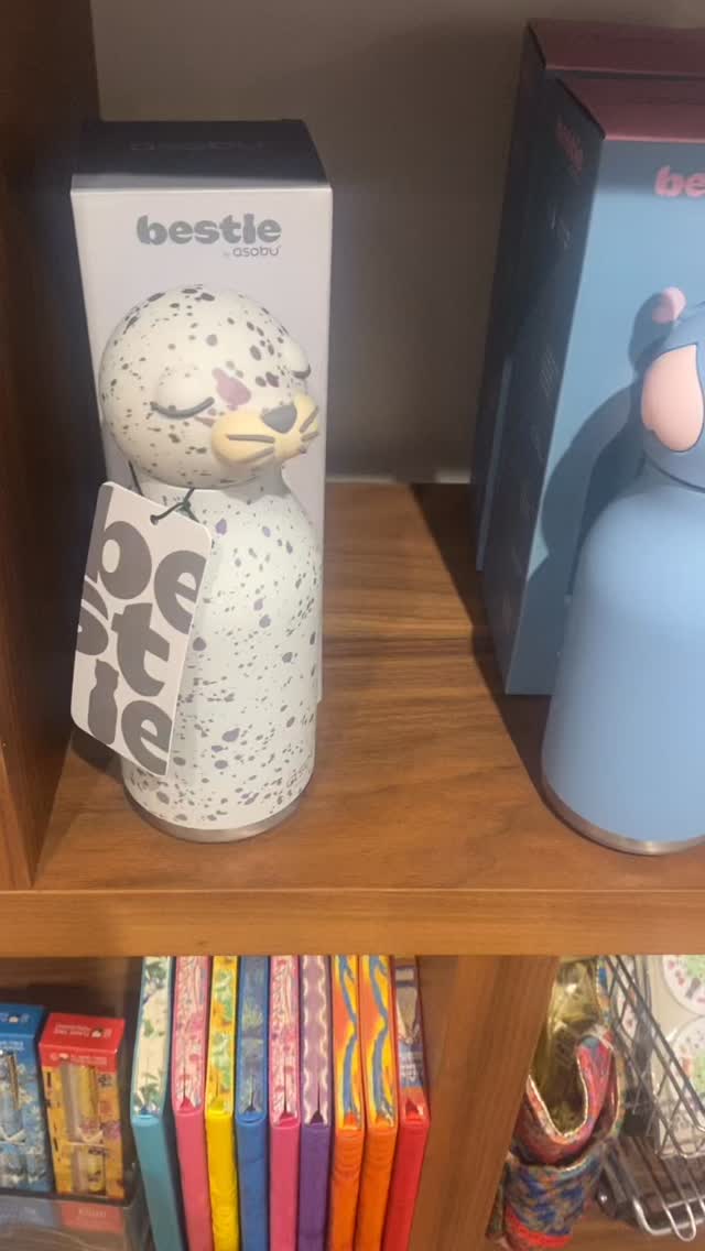 These are the last remaining Bestie water bottles left and ready for adoption! The best part they have a straw and easy to clean!
#waterbottles #shoplocal #xmas #bestie
