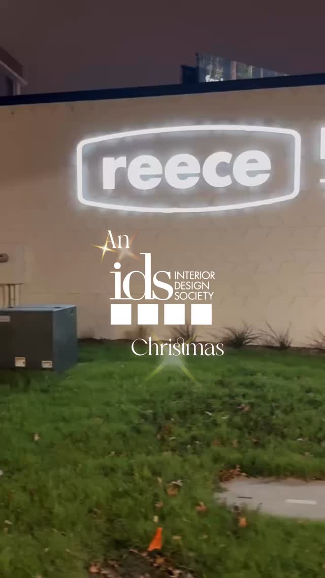 Cheers to another year of friendship, creativity, and holiday magic with the IDS crew. 🥂🎄
#designlifestyles #dallasdesign #christmasparty #ids #celebrate #interiordesign #dallasinteriors #designsociety #interiors #holidaymagic