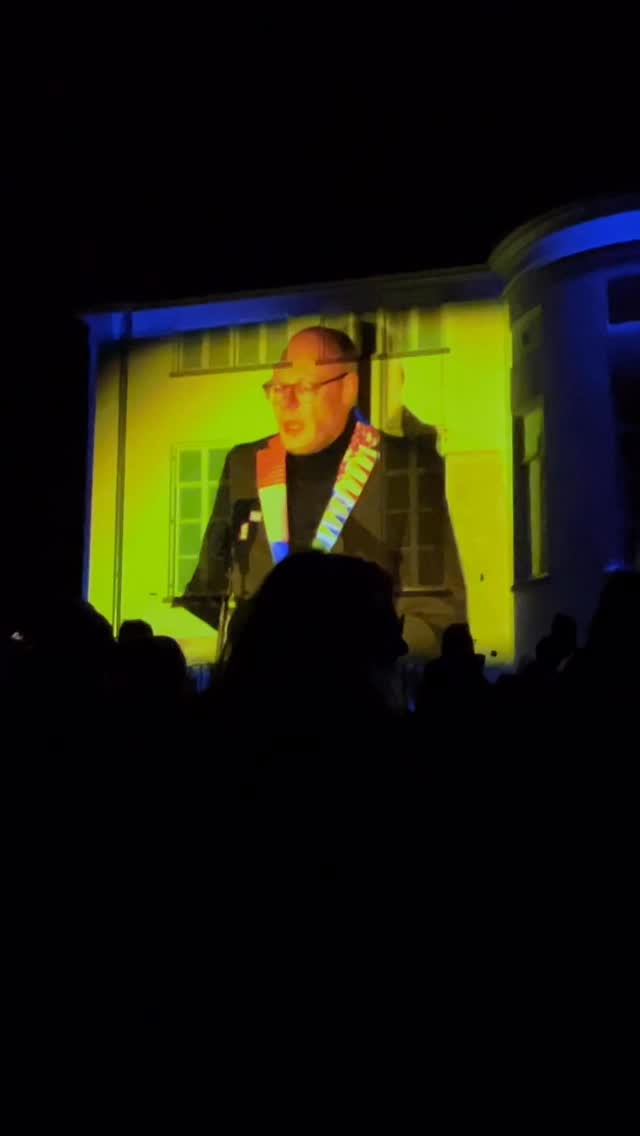 Fijne verjaardag, Enschede. 🥳
Mijn stad. ❤️
#enschede700 #gedicht