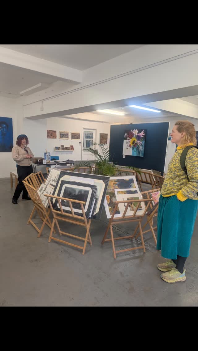 Visiting North Street Gallery space to see Amy Hutchings' work exhibited! What an awesome space and show - come and visit! Some fabulous prints exhibited, perfect for Christmas pressies 👩🏽🎨 Open until the end of January 🎨🔥✍🏽😍🖼️