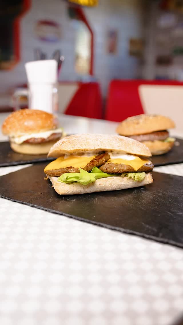 Welche Symphonie trifft genau deinen Geschmack?🔥🍔🎶
#burger #symphony #foodspot