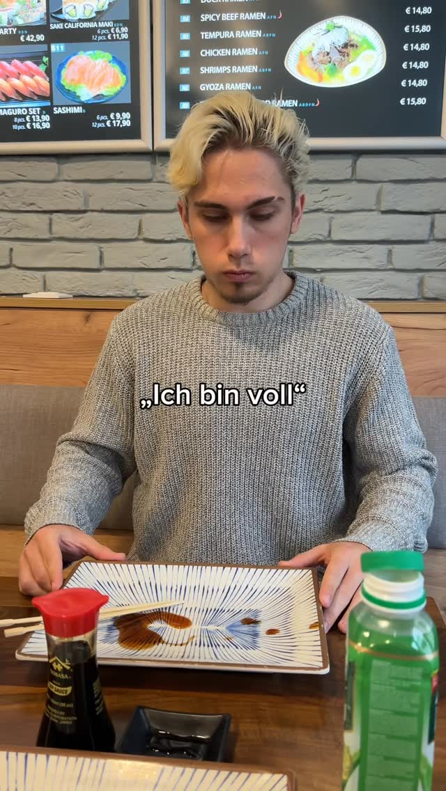 Wir können wirklich nichts mehr essen. 🍣
Auch wir, 3 Sekunden später, als der Sushi Teller kommt: 👁️👄👁️
#sushilover #foodcoma #mood #foodie #wien
#noodleking