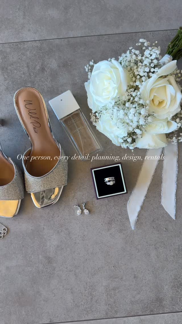 As a person who loved details I believe within each plate there is a story, carefully stacking pieces to make an over all vision come to life. Lover of little things that create a bigger impact!
#temeculawinecountry #tabletopdecor #latinaownedbusiness #details #wedding
Venue: @crcranch_weddings
Florals: @serenity.and.company
Table Top rentals, design, and planning: @gabznglitzevents
Photographer: @angelinavphoto
MUA: @alexischanelmua @theerealcaseymac
Content Creator: @bestfriendcontentco
DJ: @djmylesp_
Wood Fire pizza: @casa__di__pizza
Dessert: @petits_fours_studio
Dress: @evalendel