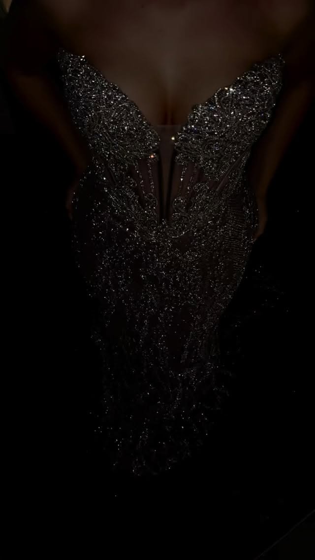 ✨IT’S SPARKLE SEASON ✨
Here’s a collection of our sparkliest dresses of the moment - what one is your favourite? We are finding it hard to choose!
All styles available to order via our website or in-store.
Message for style codes 🪩