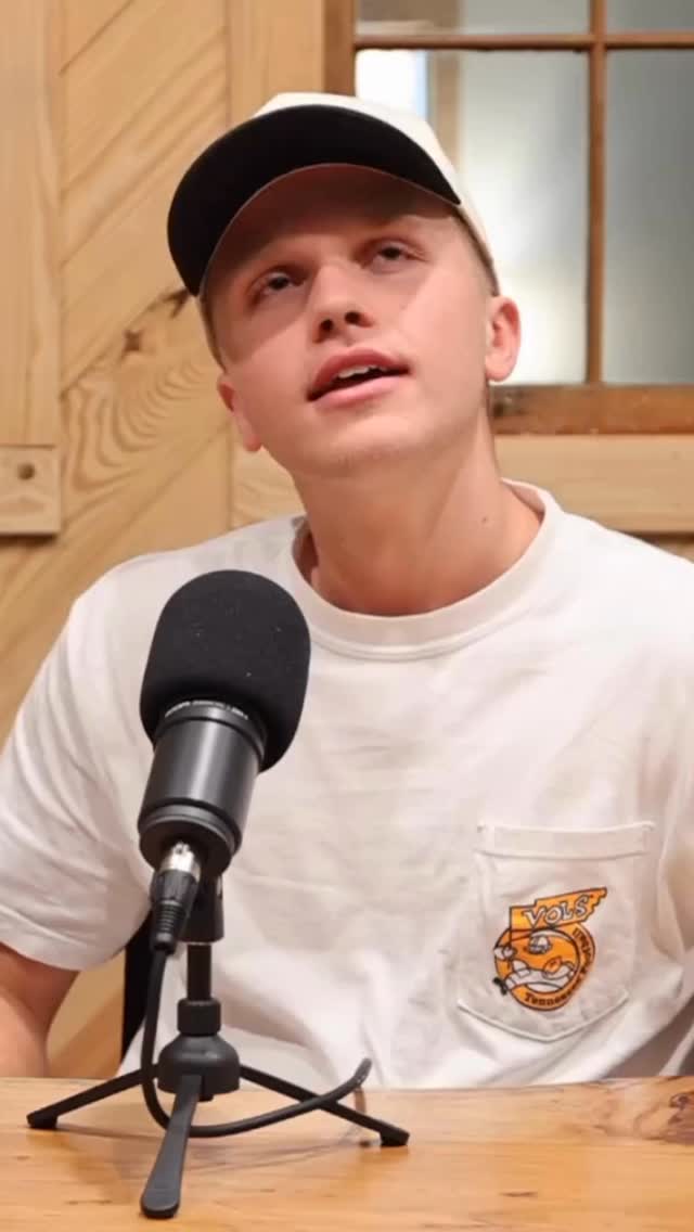 Upperclassmen leaders across our retreats are already praying over the freshmen and transfer students arriving in fall 2026.
Your support helps turn those prayers into real spaces where Christ-centered community is found and lives are changed.
Join us in prayer—and know that any financial gift you give will have a lasting impact on a student’s college experience.
Link in bio to give!