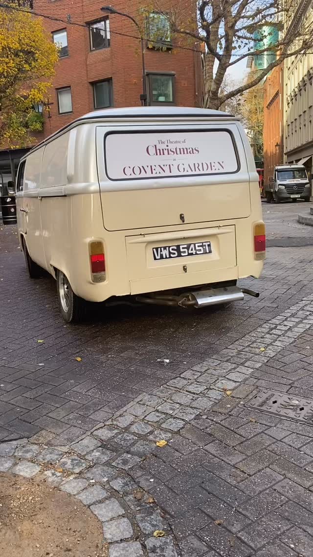 What a wonderful way to end a fantastic 2025 !!! @coventgardenldn once again delivering an epic Christmas! Happy holidays everyone!
With love.
Beetle Juice events x