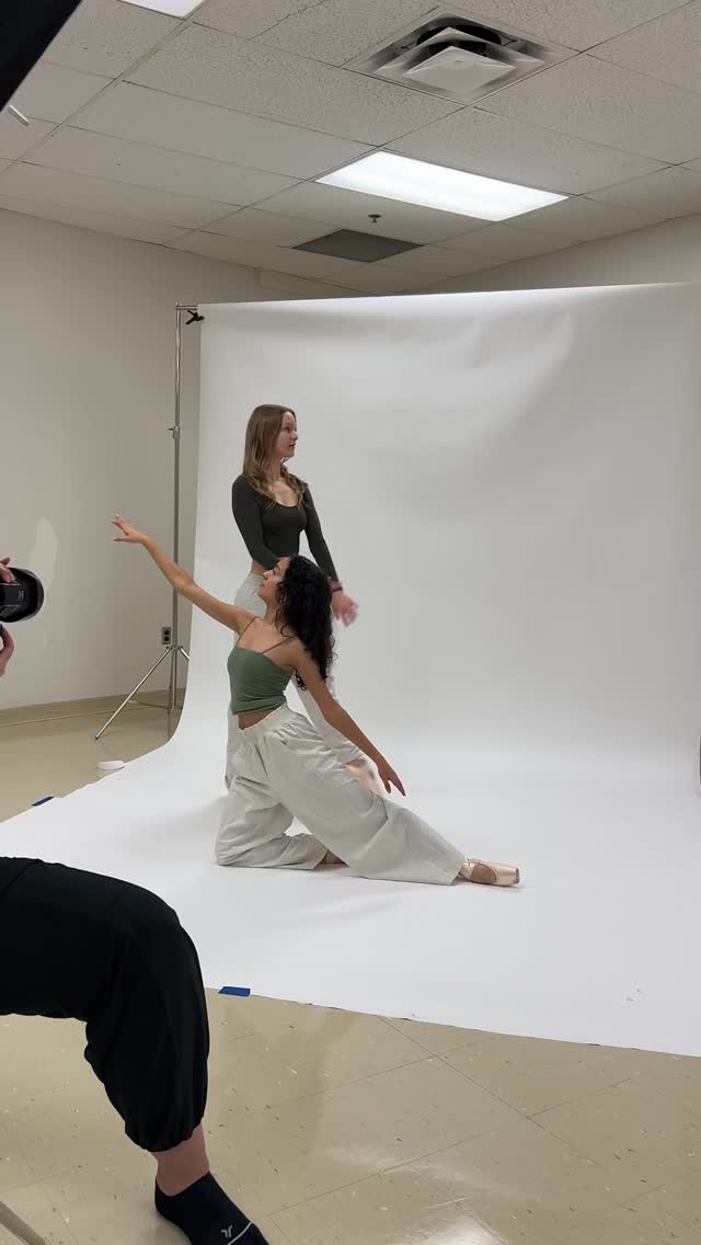 The results from our photoshoot fundraiser! Thanks to you we raised $325!
📸: @ccairdphotography @itsmecierab
Dancers:
@avryachurchill @christellericardez @aidan.springle @shanniaj @mayaaltshuller @celeste.laube @jessixagu @naahomeh_25 @smenevissis @itsmecierab @_marinasimonovic @just.courtneyc @avaschembri.k