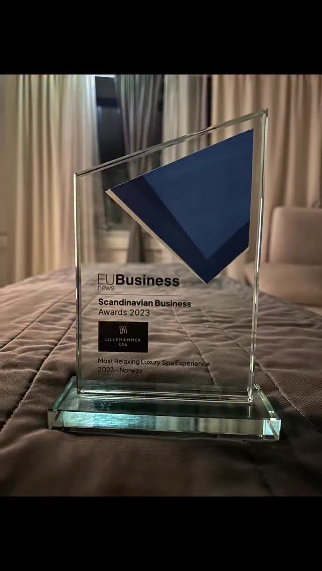 This is what EU Business News wrote about Lillehammer SPA:
“Most Relaxing Luxury Spa Experience 2023 – Norway.”
We are truly honoured to be recognised at such a high international level. 🙏
This award is a powerful confirmation that all the heart, soul and perfectionism we put into our work really creates value for our guests.
Dette er hva EU News Business skrev om Lillehammer SPA, Most Relaxing Luxury Spa Experience in Norway 2023. Utrolig hyggelig å bli lagt merke til på høyeste internationalt nivå. 🙏🏼 Takknemlig . Dette er en sterk bekreftelse på alt hjertet, sjelen og perfeksjonismen vi legger i gir verdi.
💛
#lillehammerspa #lillehammer #norway #spa #luxuryspa #spalife #awardwinning #mostrelaxingluxuryspaexperience #scandinavianbusinessawards #eubusinessnews #wellness #selfcare #skincare #massagetherapy