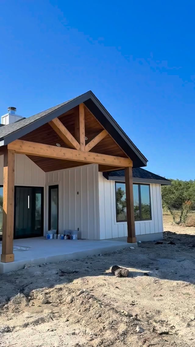 Every beam, every tile, every view, built with love and purpose because at 4H Construction & Cattle Co., we’re not just building houses… we’re creating forever homes for families to grow, laugh, and make memories that last a lifetime.
Message us today to start your home journey.
#TexasHillCountryLiving #CustomHomeBuilder #4HConstruction
