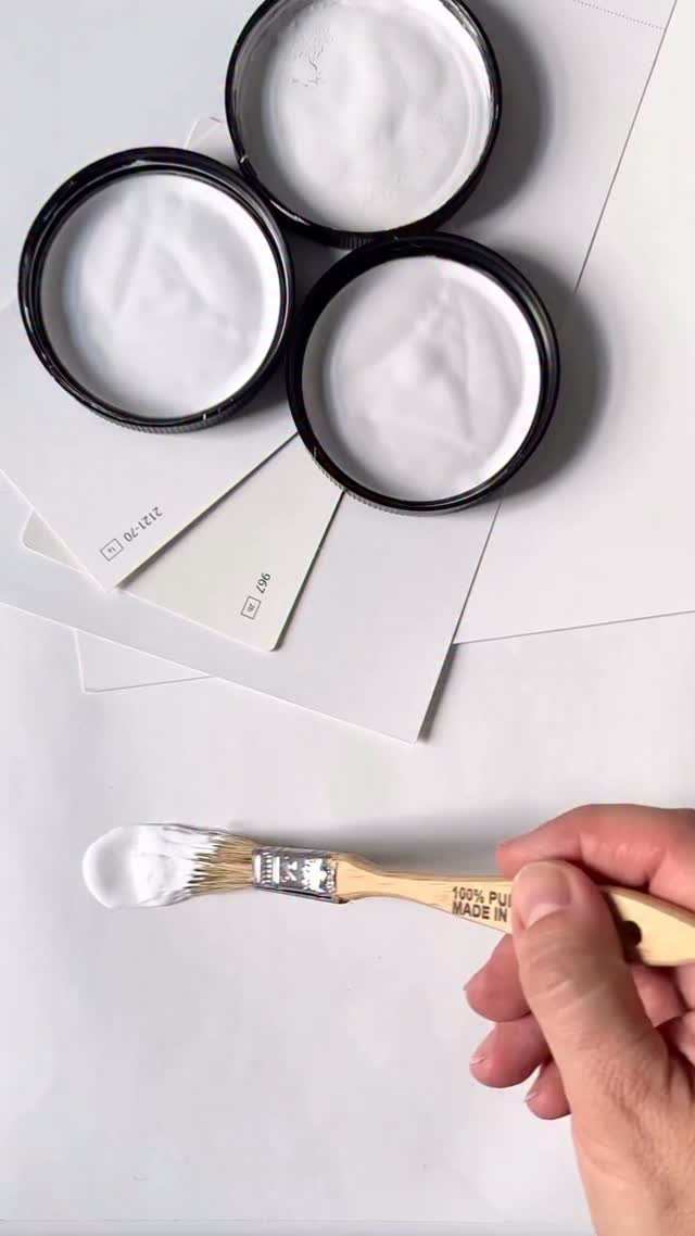 3 popular whites EXPLAINED!
Struggling to find the right shade of white for your walls, woodwork or kitchen cabinets? Keep scrolling for three popular Benjamin Moore shades.
Comment FREE and I will DM you a link to my free guide with more tips on choosing the right white paint for your home.
CHANTILLY LACE: A clean bright white with no discernible undertones. Chantilly Lace is a great choice if you are looking for a neutral versatile white for either woodwork, cabinetry, or walls. It’s perfect for creating crisp spaces that feel airy and fresh
DECORATORS WHITE: A cool white with a slight gray/blue undertone . Decorators White is a great choice if you are looking for a modern white to pair with other cool tones of blue, navy, gray or violet.
CLOUD WHITE: A warm white with a slight creamy undertone . Cloud White is a great choice if you are looking for a warm, slightly creamy white to pair with other warm tones for a cozy space.
For more Benjamin Moore colors don’t forget to follow along, like and share your favorites! New paint colors and design boards are featured weekly.
#interiordesign #benjaminmoore #homedecor #paintcolors #designinspiration