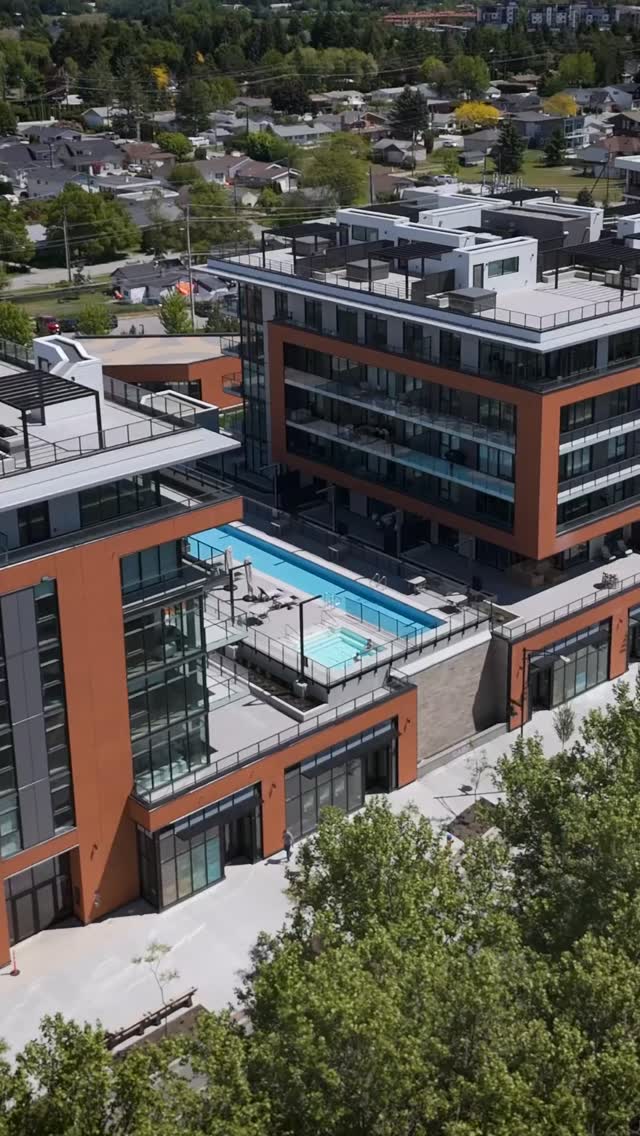 Pool, hot tub, and water feature — the Caban project❗️
📲 Contact us today to get started on your project
(844) 562-5362
#Poolhouse #LuxuryPools #KelownaPoolBuilder #OkanaganLiving #CustomBackyard #InfinityPool #Reels