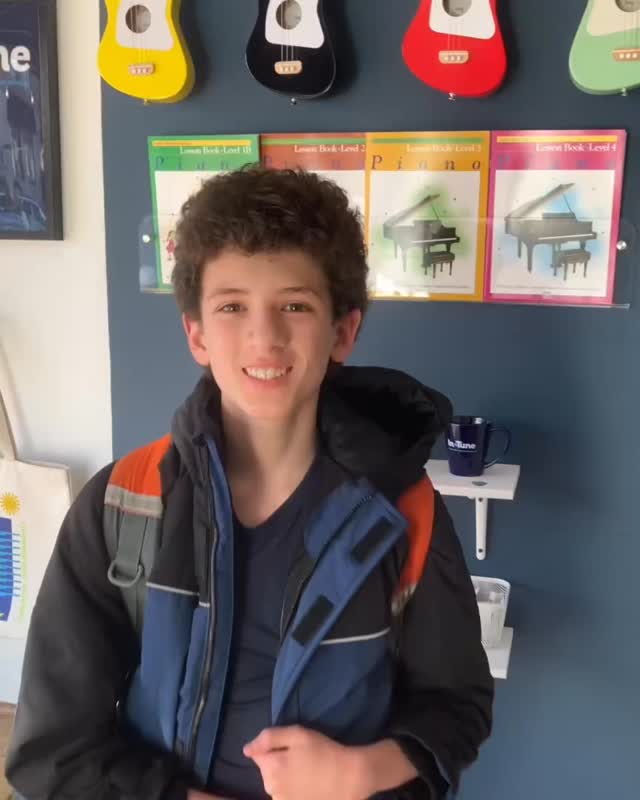 What’s your favorite holiday song? Tell us in the comments!
Meantime watch the video to hear our students picks! #musicschool #musiclessons #somasmallbusiness #soma #maplewoodvillage #southorangevillagenj