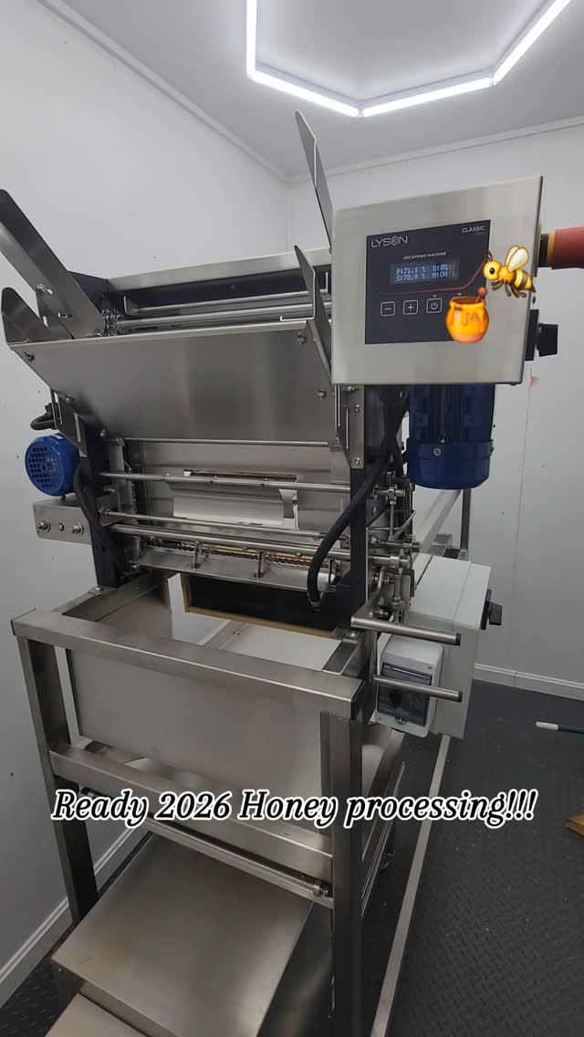 #beekeeping #honeybees #rawhoney