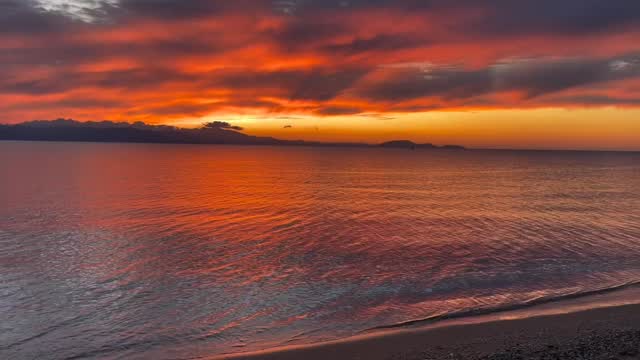 Beautiful always 🧜🏻♀️
@marathontomb #welovemarathon
.
.
.
#Marathon #marathonas #greece #grecja #grece #grecia #hellas #hellada #sunset #sealove