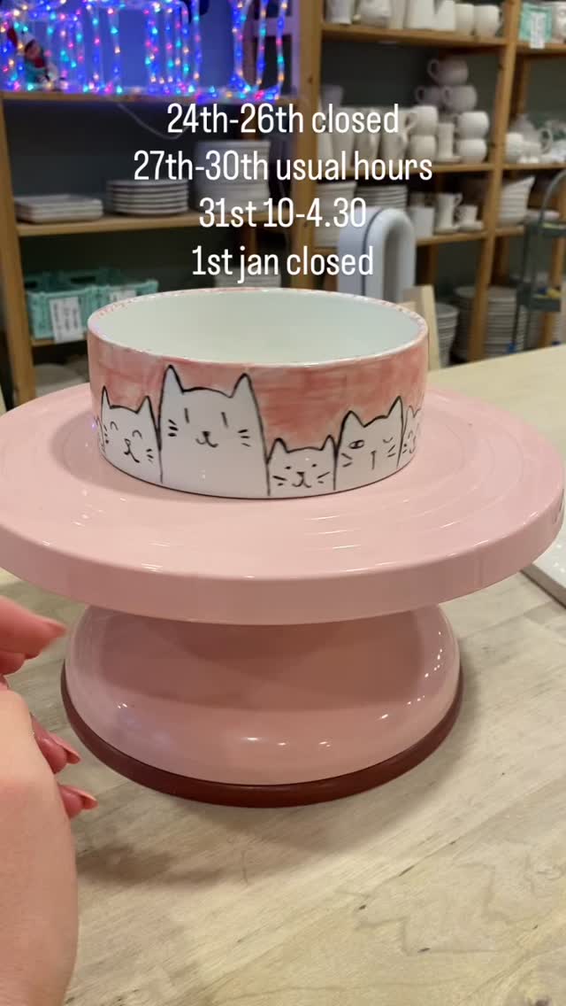 If you are looking for a relaxing activity to do with the family in between Christmas and New Years, we would love to see you