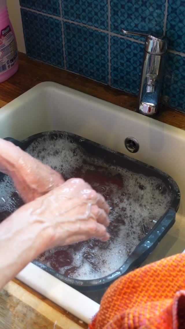 Read a brilliant BBC article this week about PFAS (those yukky stain resist chemicals) and it made me think….we just used to wash things that were dirty, in soap and water. And it worked pretty well, without poisoning our rivers, creating chemicals with such strong bonds that they almost never break down (forever chemicals). So much as these PFAS are different to my hated flame retardant chemicals, they’re also not a good idea. And if you want to hear more do watch the wondrous @markruffalo in #darkwaters or take a look at the @fidra_ngo website or read the bbc article by @catrinnye And next time you chat about “stain repellant performance fabric” - maybe think again on the harm of a chemical that crosses the placenta - and think on the benefit of good old soap and water! #sustainableupholstery #climateaction #upholstery