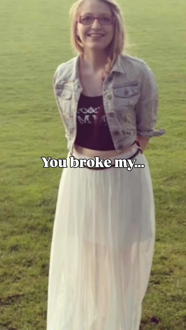 The post airsoft glow up in REAL yāall šš„
In the first picture, I was 22, working 3 jobs to support me, my partner and my partners secret family ššš I was so fragile and so broken. August of that year I started playing airsoft and was welcomed into this community with open arms. It gave me confidence to choose myself. I left a couple of months later and never looked back.
Fast forward 11 years, Iām now 33, Iāve been a self-employed content creator for almost 10 years and Iām engaged to the most incredible man.
Never settle and never stop looking to the stars and wishing š„āØ
Partners š¤
ā¢
BELT & KYDEX: @deadly_customs
Use code āfemmefataleā for 10% off š„µ
www.deadlycustoms.co.uk
ā¢
#airsoft #airsofting #airsoftuk #airsoftcommunity femmefataleairsoft