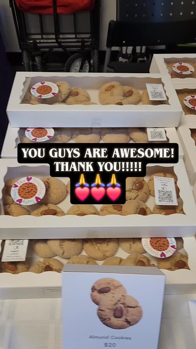 I don't know how to thank this community!
You guys are the best!!!
Second day of market went amazingly well.
You cleaned me out again!
🙏🙏🙏❤️❤️❤️
Merry Christmas and happy holidays.
Wishing you all the best and thank you thank you thank you!
#soldout #glutenfree #dairyfree #homebakery #sensitivett
@newmarket_farmersmarket