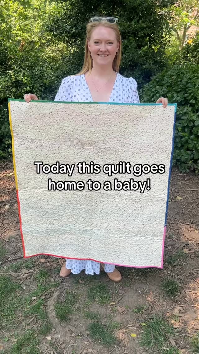 I’m so excited this baby quilt gets to go to a new home! It’s ready for lots of snuggles!
More baby quilts available on Etsy!
#customquilts #nycquilter #babyquilt #memoryquilt #nycquilter #babygift #christmasgifts