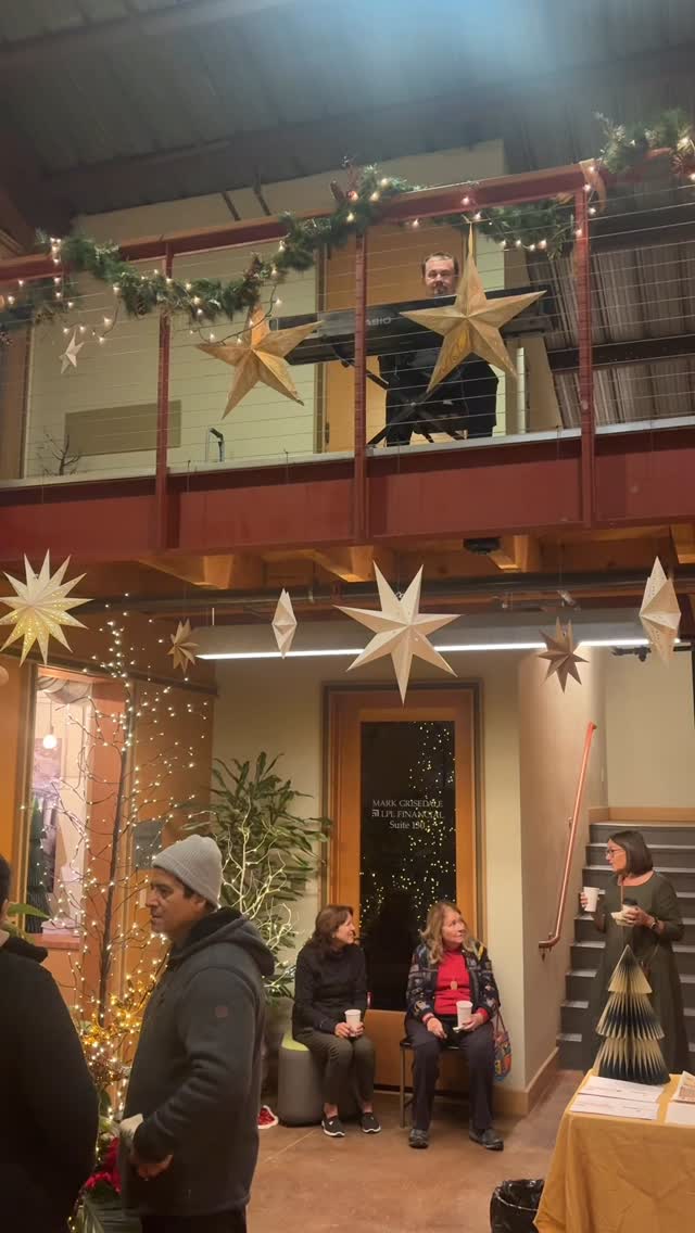 Thank you to everyone who attended the Granary’s annual Holiday Star Lighting! And a special thank you to all the incredible businesses who participated and helped make the night so wonderful!🌟🎄