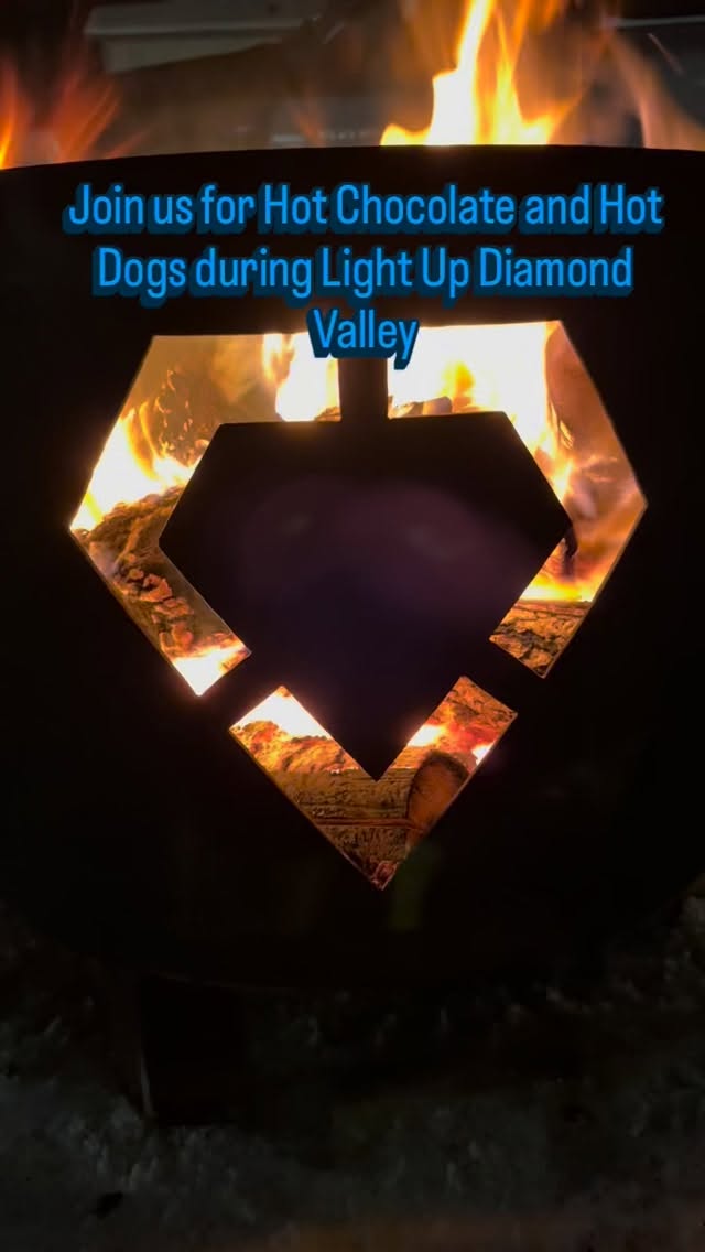 #dvautopro #staywarm #hotchoclateâď¸ #smalltownchristmas