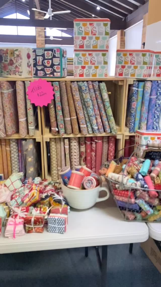 What an amazing time I had at Maitland Quilters , the support I get there is always outstanding.
This time I had the opportunity to do a beautiful workshop with Deborah Dorward .
We also had Deborah visit the shop on her travels , what amazing opportunity we got . I can’t wait for the next time.
to my girls, thank you for all your support .