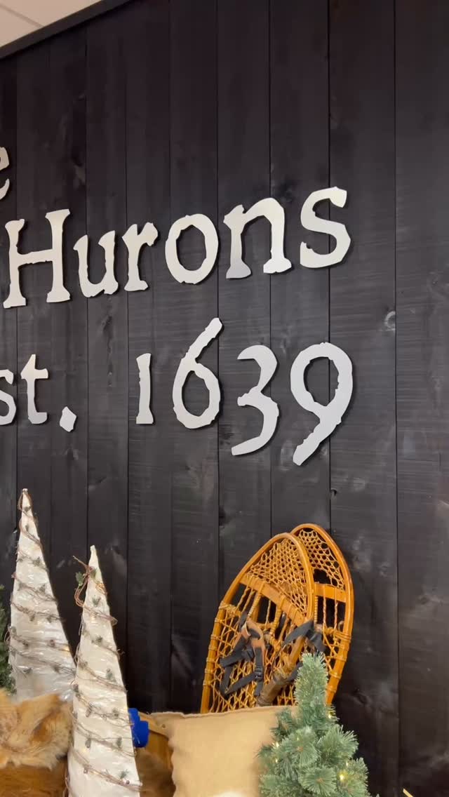 F I R S T
L I G H T
is in full
effect!
Step back
in time and
enjoy the
beauty of
winter by
candle and
firelight.
#mwordsphoto #thingstodoinsimcoecounty #oneofakindexperiences #historicsites