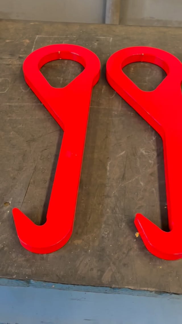 Desenvolvemos dispositivos especiais conforme sua necessidade
Entre em contato conosco pelo link da Bio e saiba mais:
👷 Movimentação segura e #livredeacidentes é na MTC do Brasil!
Com mais de 38 anos de experiência, a MTC do Brasil entrega soluções de qualidade, gerando economia, facilidade e segurança nos processos dos nossos parceiros. Entre nossas soluções, desenvolvemos dispositivos para empilhadeira, tenazes, balancins, pega tambores, bags, tubos e chapas, lingas de corrente e muitos outros!
Solicite um orçamento conosco!
🌐 www.mtcbrasil.com.br
✉️ comercial@mtcbrasil.com.br
📞 WhatsApp (51) 3441-2023
#nr11 #içamentodecargas #industria #comércio segurancadotrabalho sst movimentacaodecargas mtcdobrasil