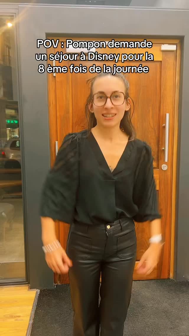 « Quand tu rêves de Disney mais que ta responsable te rappelle que la seule magie du jour… c’est la cire chaude 🏰🪄😂 »
.
.
.
.
#grenoble #institut #jolite