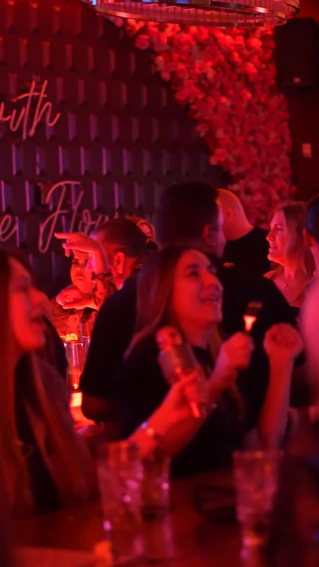 Si el corazón duele, el micrófono sana 🎤❤️🩹
Cada viernes Noche de Despecho en Gigi’s.
Tequila incluido en la terapia (casi 😜).
#NocheDeDespecho #vamosagigis