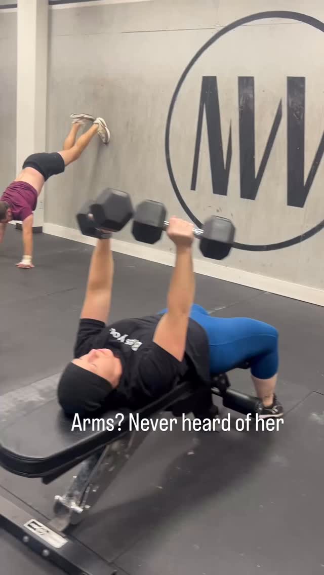 Chest pumped, shoulders smoked, core roasted.
Todayâs WOD definitely understood the assignment. đ
đ„
#CrossFitNarroway
#NarrowayStrong
#ShouldersAreCrying