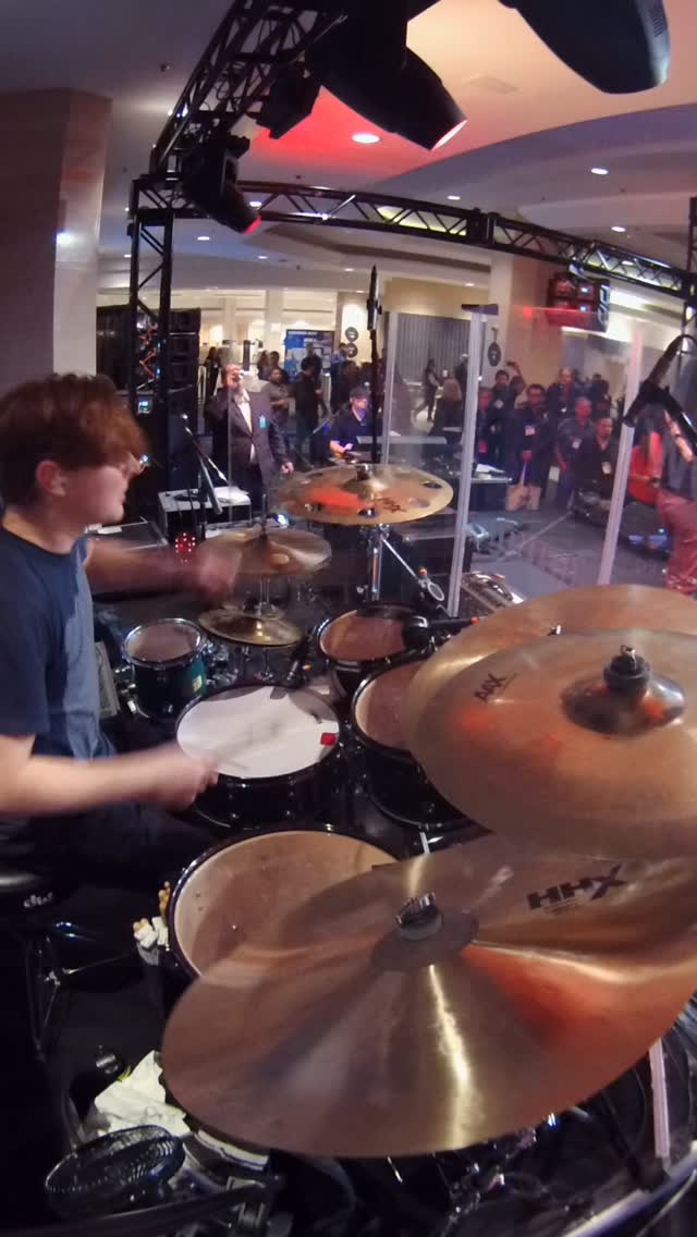 Excited to be playing @thenammshow my 4th year in a row, third time with these guys @felixmartinmusic @joantorresmusic
Catch us Friday Jan 23rd @ 6pm Hilton stage #livemusic #drums #felixmartin #namm #guitar