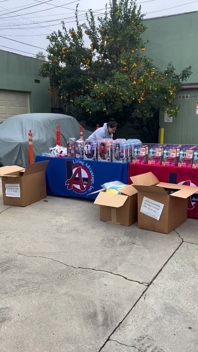 Come on out today! Free toys! Free Food! 11am 4700 crenshaw blvd at our youth center (LAYC)