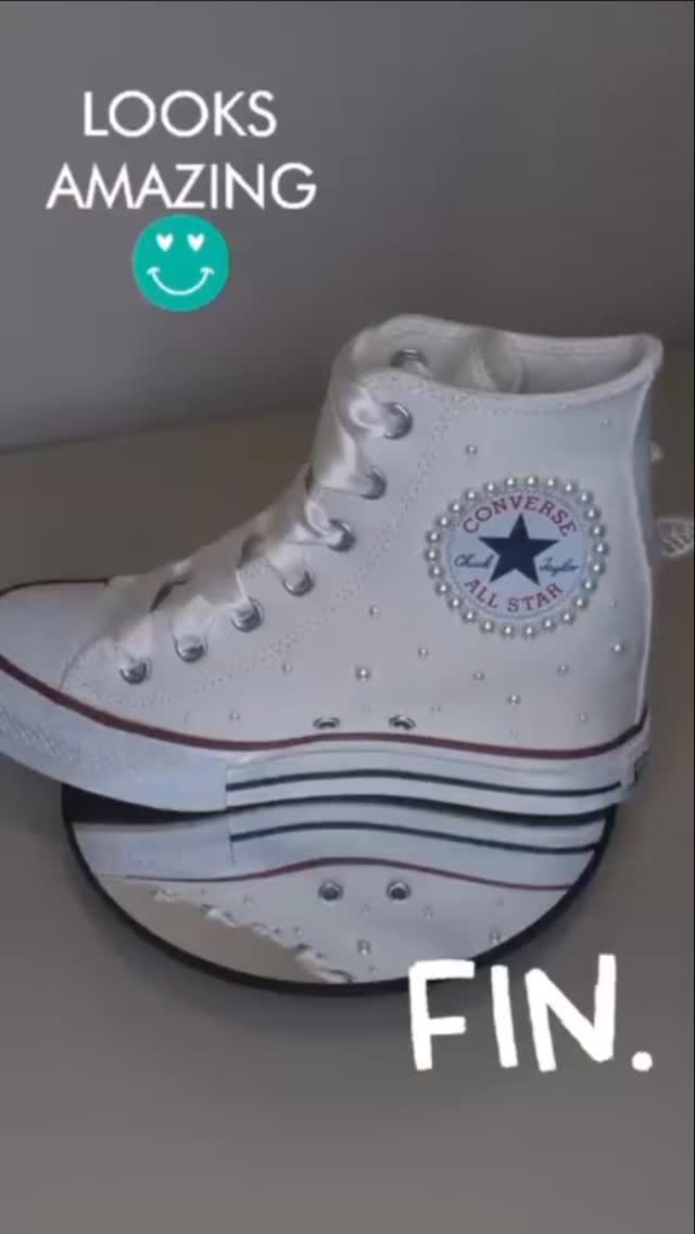 Your wedding day… but make it you
Custom bridal sneakers designed for your walk, your dance, your moment
👟 Sneakers included
DM to order