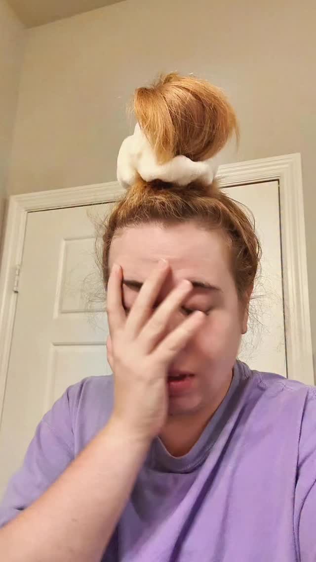 Finally on my way to the first day of Dapper Day in WDW! 1970s-1980s gold glam!!! ⭐️✨ #ifthemenfindoutwecanshapeshift #dapperday #makeuptransition #thedapperdanielle #transition