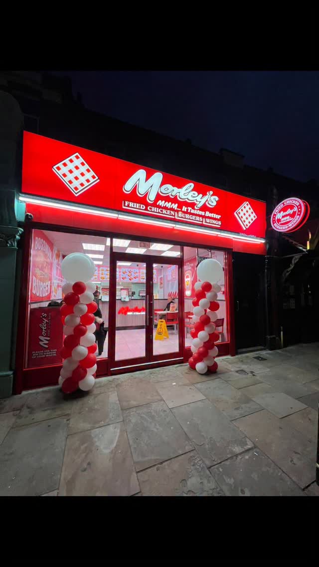 New Store Alert🚨
❤️ Shepherd's Bush Now Open
Come through and try our classics and limited time only Festive Menu 🍗 ❄️
📍18 Goldhawk Road
Shepherd's Bush
London
W12 8DH
#morleys #westlondon #tastetheseason