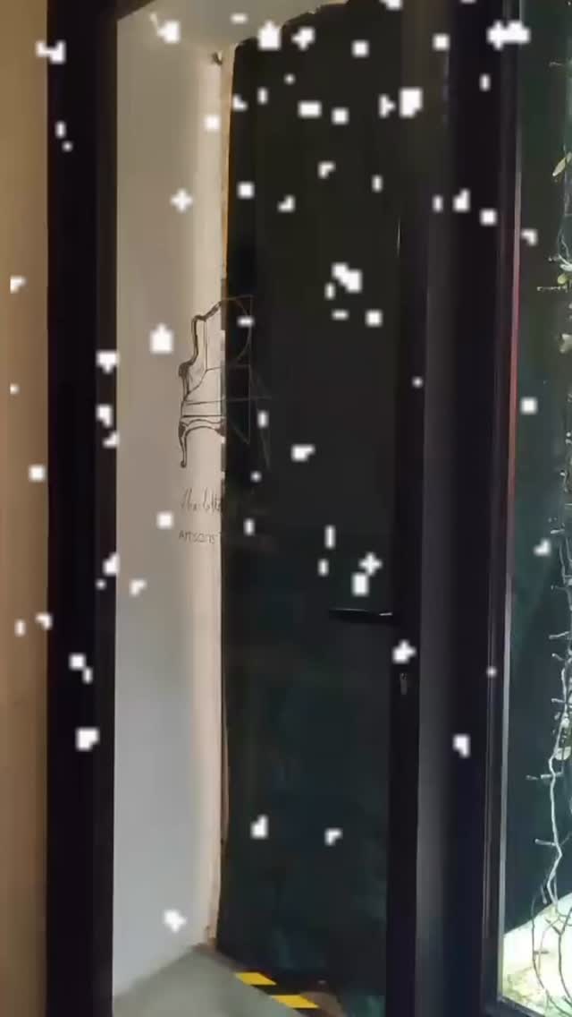 🎁🎁🎁🎁🎁🎁🎁🎁🎁🎁🎁🎁🎁🎁🎁
Idées cadeaux : sacs, kimonos, écharpes, tours de cou…
Venez découvrir nos créations à l’atelier !
Ouverture exceptionnelle le samedi 13 décembre.
🎁🎁🎁🎁🎁🎁🎁🎁🎁🎁🎁🎁🎁🎁🎁🎄🎄🎄🎄🎄🎄🎄🎄🎄🎄🎄🎄🎄🎄🎄
#artisansgardois
#tapissiernîmes
#savoirfairefrancais
#fabricationfrançaise
#créationtextile