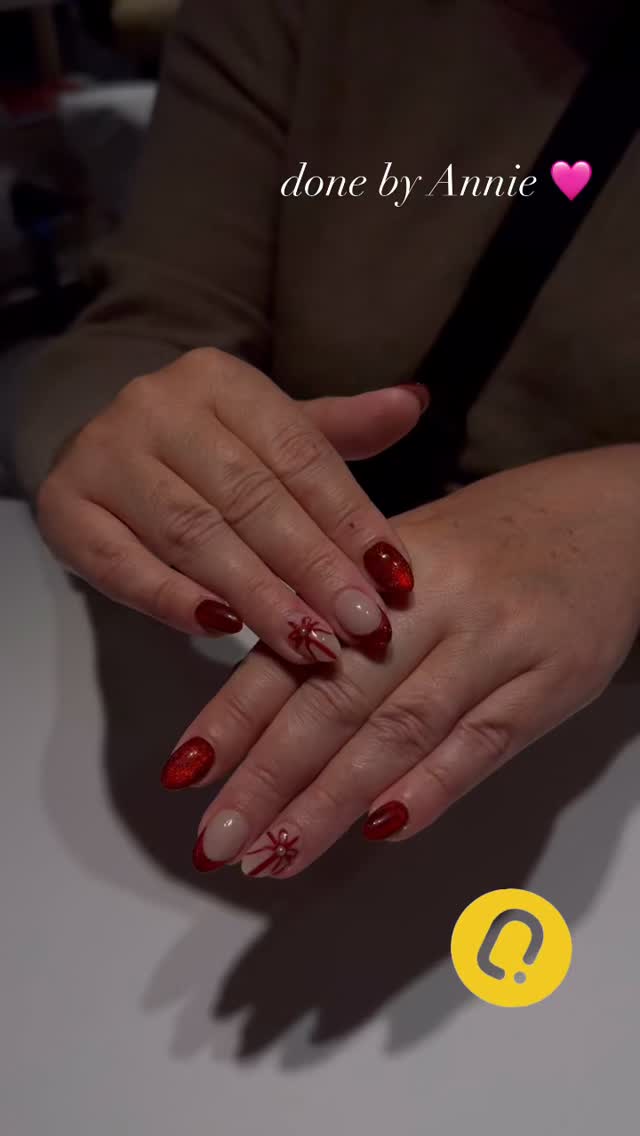 your early christmas gift 🎁❤️❤️
#nailsplus #bloorwestvillage