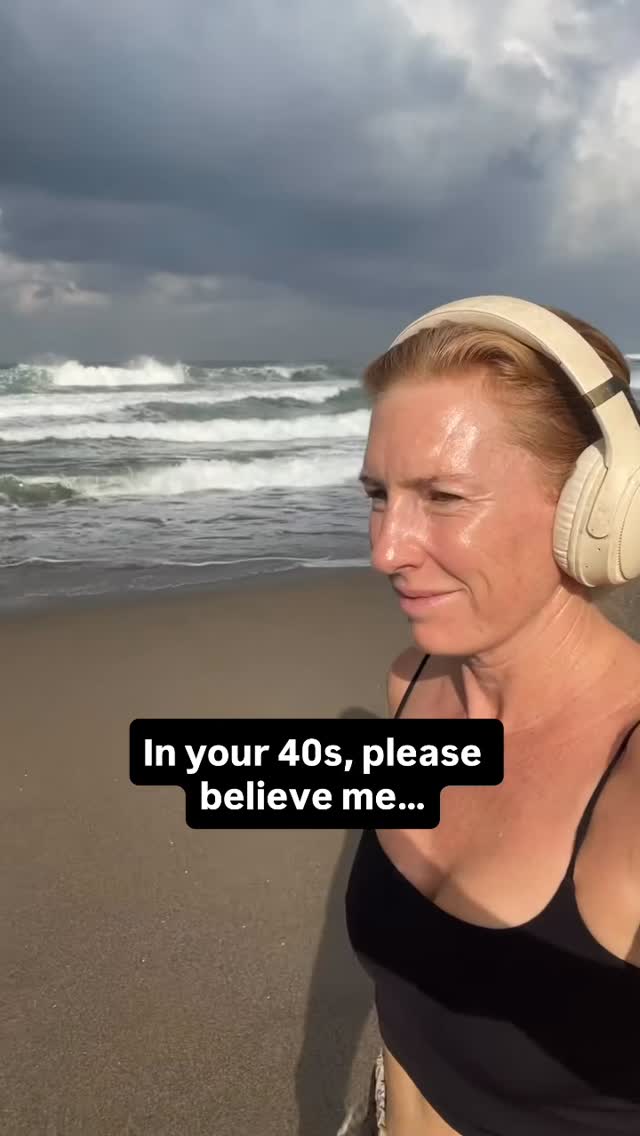 Movement can be magic - for mind, body, confidence and bringing yourself more connected with YOU 🩷
There’s so much chat about what’s ‘right’ to do, especially in 40s and beyond. I’m so happy there’s new research, more support and lots of people talking about it. But in my opinion, you just have to move, in whichever way feels GOOD for you.
🥰 And there’s never a bad time to start, and never feel limited to ‘oh I can’t try that’ - you often can!!! I do so many things I never did in my 20s: running, yoga, weights, slow stretches, plyometrics - and more. I want to encourage you to never think it’s too late.
Through good fun times and hard reflective times, movement of different types has brought me back to ME - calmed my mind, given me inner strength. Urging you to find something that resonates with you and give it a go 🩷🩷🩷