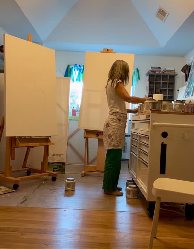 My days are really long right now, working overtime. On to the next painting…
When an artist logs in 9-5 hours, it’s impossible not to see results.
#texaspainter #art #texasartist #contemporaryfolkart #fortworksart