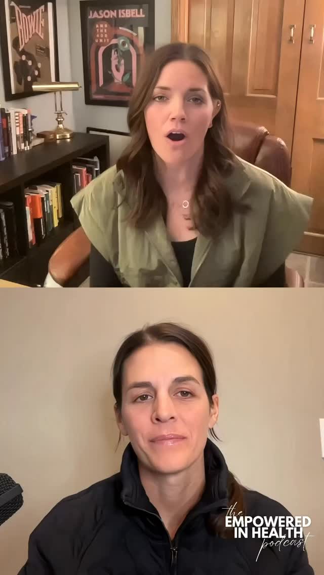 can I get a 🙋🏻♀️ from my fellow sky lovers?! 🌕✨☀️🌈
.
the little things are never as little as they appear 🧚🏻♀️
.
It’s why ✨Joy Bombs✨ and the community behind this nonprofit are so essential 💌 (@wildpreciousboutique @mblairmilne @takethecakecedarburg you can’t miss this convo 😘)
.
New Podcast out with @erinktrier and it’s a conversation I’m so proud of. It would mean the world to me if you gave it a listen 🎙️🎉
.
link in stories
.
What’s your micro joy…your wonder…you beauty? ✨🌕🌅
.
.
.
.
#alittlesomethingalotoflove #empoweredinhealth #womenspodcast #miscarriagesupport #microjoy #tinyjoys #itsthesmallthings #miscarriage #griefjourney